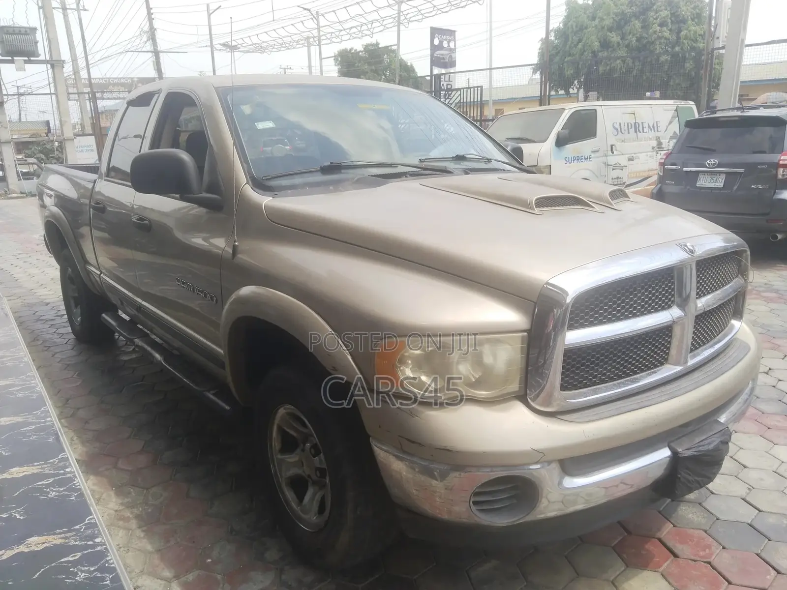 Dodge RAM 2003 Beige