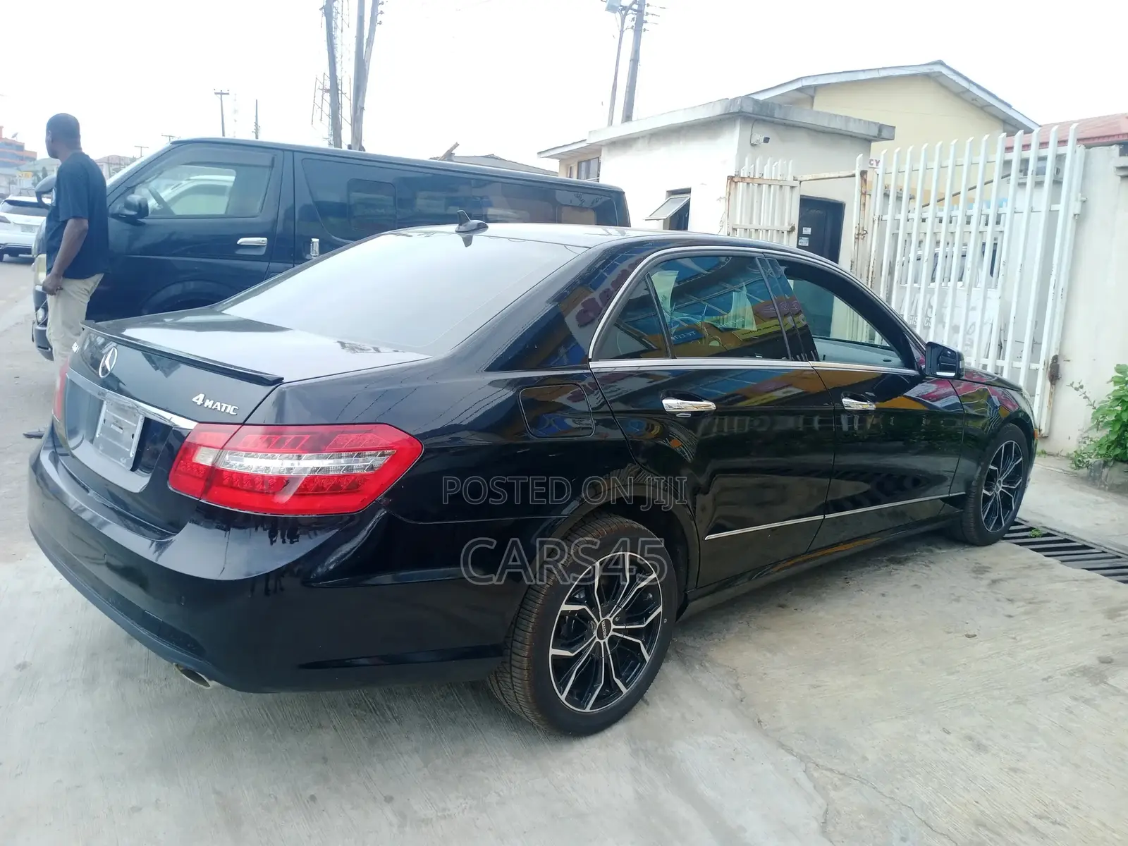 Mercedes-Benz E350 2011 Black