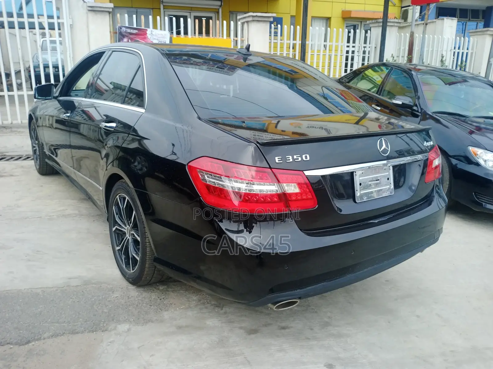 Mercedes-Benz E350 2011 Black