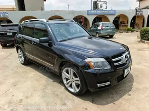 Mercedes-Benz GLK-Class 350 4MATIC 2011 Black