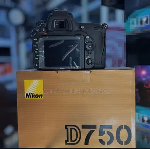 Nikon D750