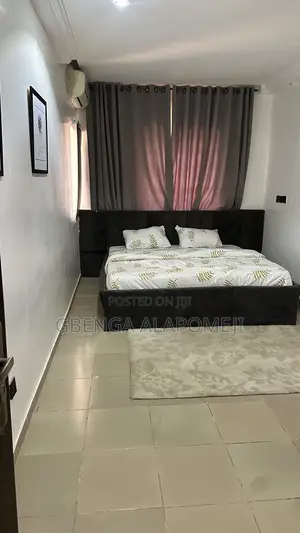 Sparkling Luxurious 2 Bedroom, 1bedroom and Studio Apartment.