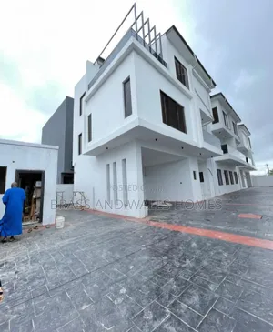 Furnished 5bdrm Duplex in Lekki Phase 1 for sale