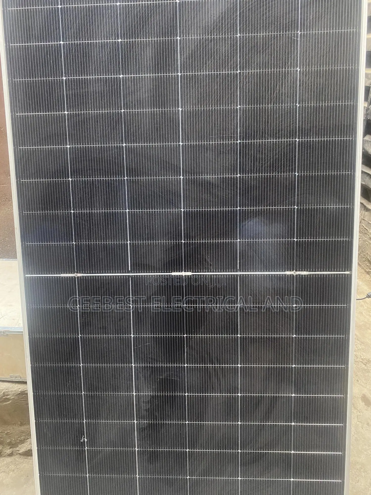 600w of Jinko Solar Panel Available