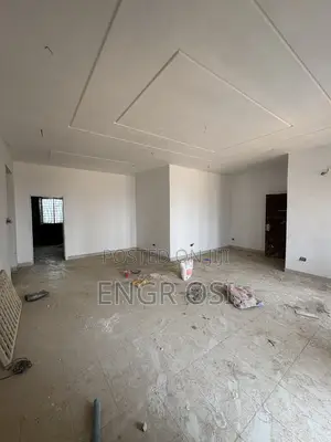 Massive 3 Bedroom Flat