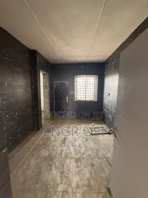 Massive 3 Bedroom Flat