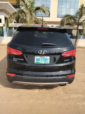 Hyundai Santa Fe 2016 Black