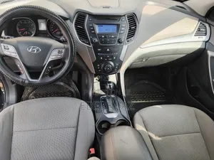Hyundai Santa Fe 2016 Black