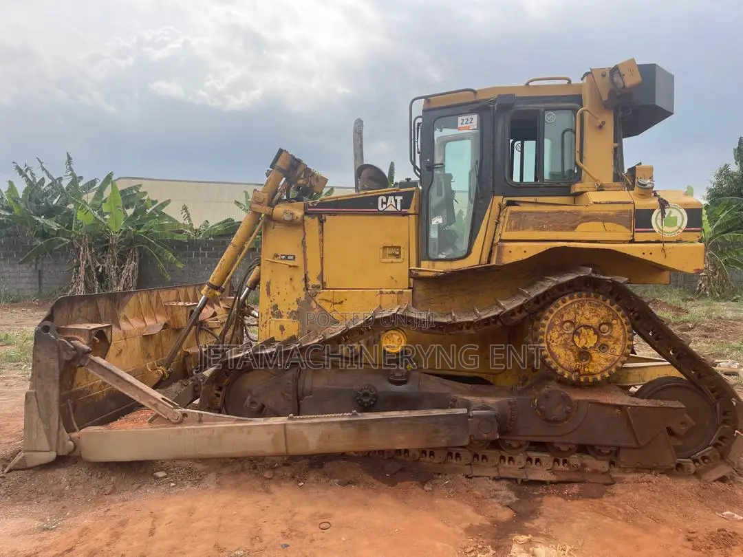 D6r Bulldozer (For Hire) No Breakdown During Work Always on Point!