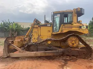 D6r Bulldozer (For Hire) No Breakdown During Work Always on Point!
