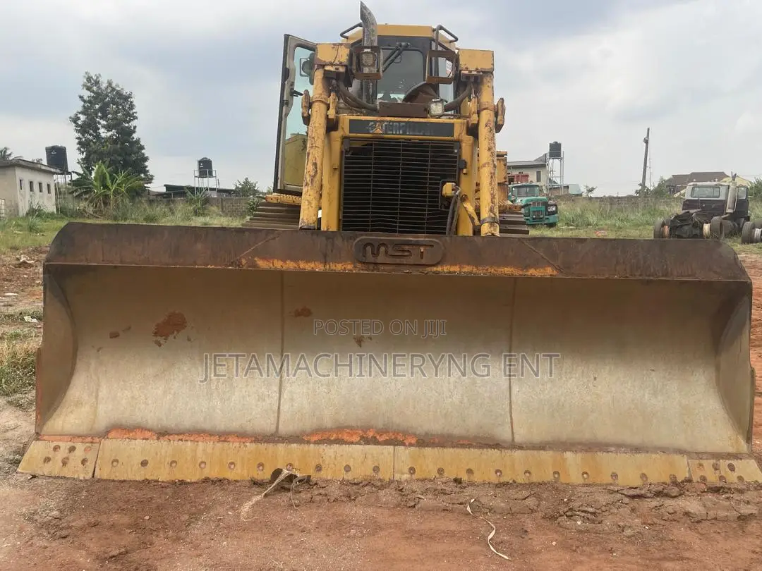 D6r Bulldozer (For Hire) No Breakdown During Work Always on Point!