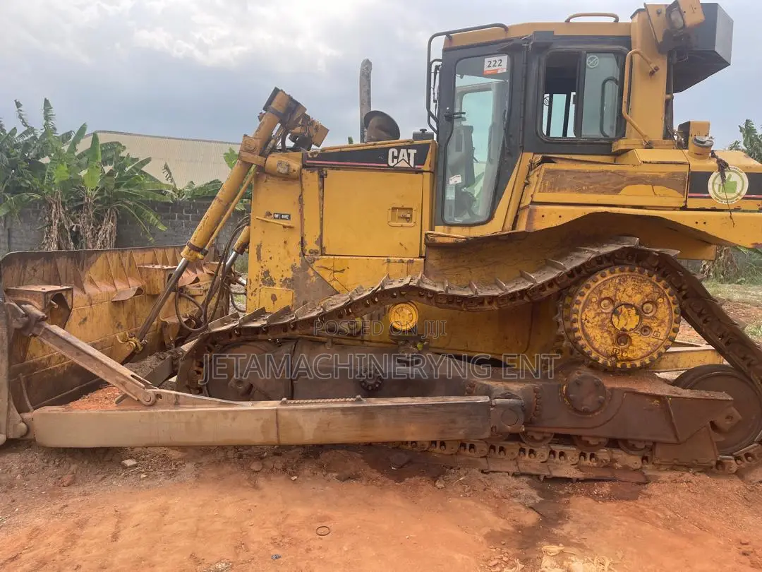 D6r Bulldozer (For Hire) No Breakdown During Work Always on Point!