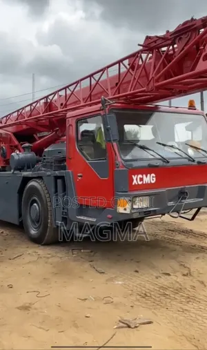 30tons Motor Crane – Available for Immediate Deployment