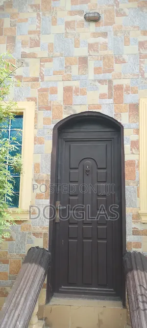 Furnished 3bdrm House in Agbado for sale