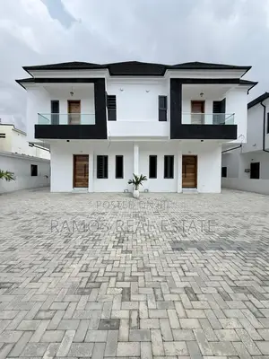 4bdrm Duplex in Lekki Phase 2 for rent