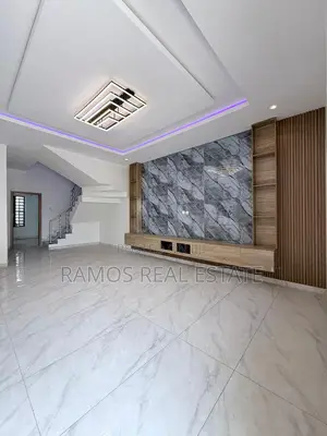 4bdrm Duplex in Lekki Phase 2 for rent