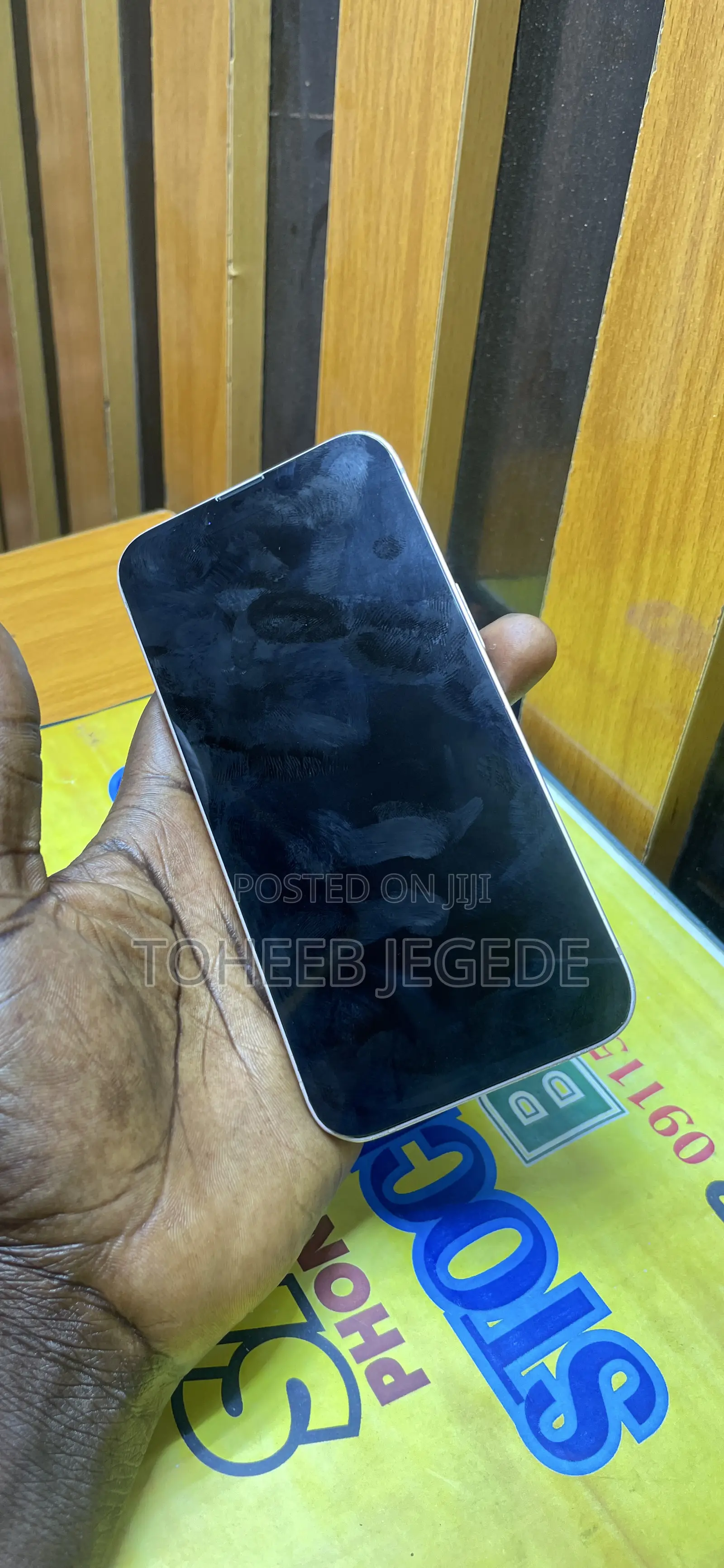 Apple iPhone 13 128 GB