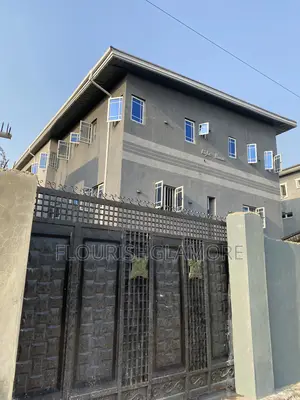 Furnished 2bdrm Apartment in Ogufayo, Lekki Expressway for rent