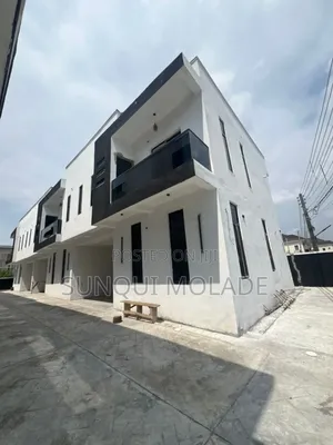 4bdrm Townhouse / Terrace in Ajah for rent