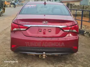 Hyundai Sonata GLS 4dr Sedan (2.4L 4cyl 6A) 2014 Red