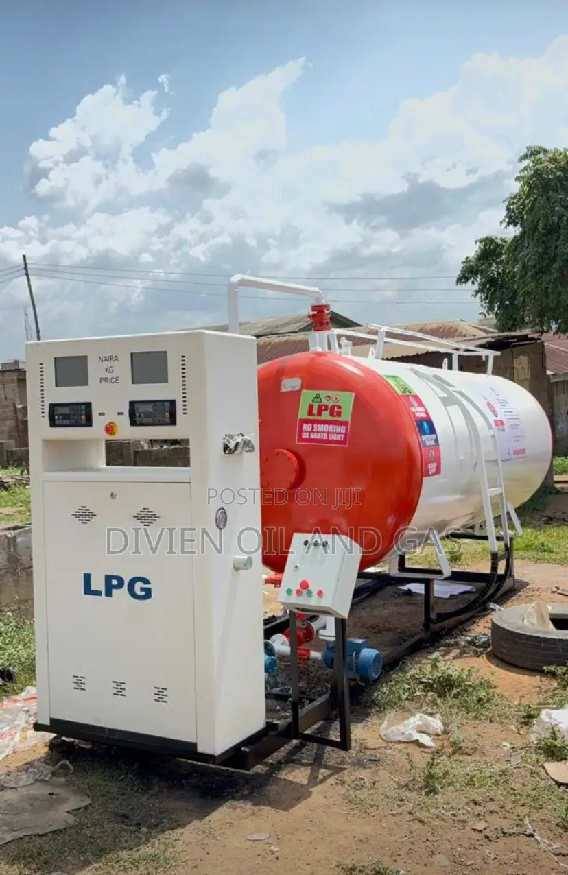 Construction and Installation 2.5tons Automatic Imported Dispenser