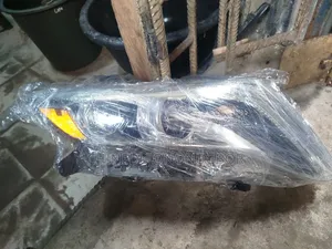 Toyota Venza Headlight 2015