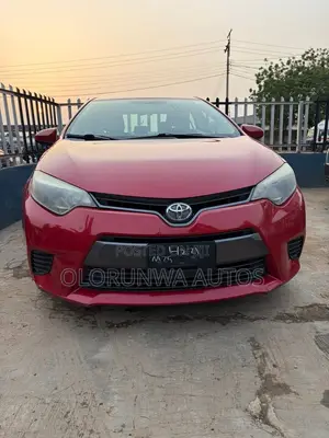 Toyota Corolla L 4dr Sedan (1.8L 4cyl 6M) 2014 Red