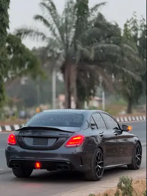 Mercedes-Benz C450 2016 Gray