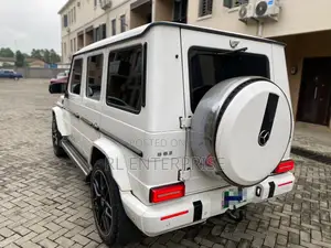 Mercedes-Benz G-Class G63 AMG 4dr SUV 4WD (5.5L 8cyl Turbo 7A) 2015