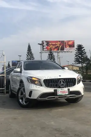 Mercedes-Benz GLA 250 2019 White