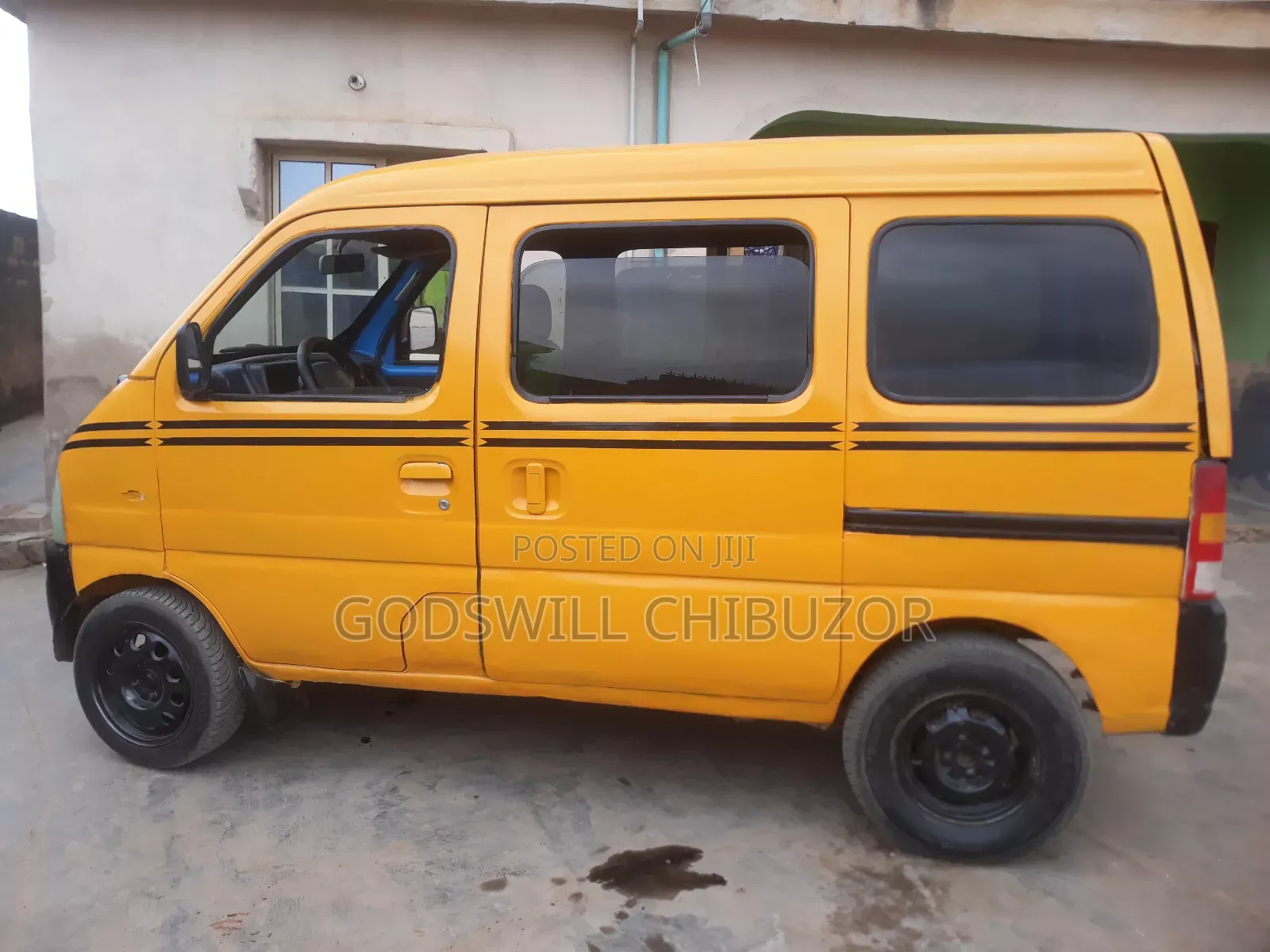 Suzuki Every 2010 Yellow