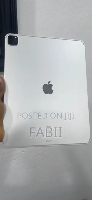 Apple iPad Pro 12.9 (2020) 256 GB Silver