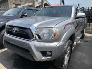 Toyota Tacoma 2014 Silver