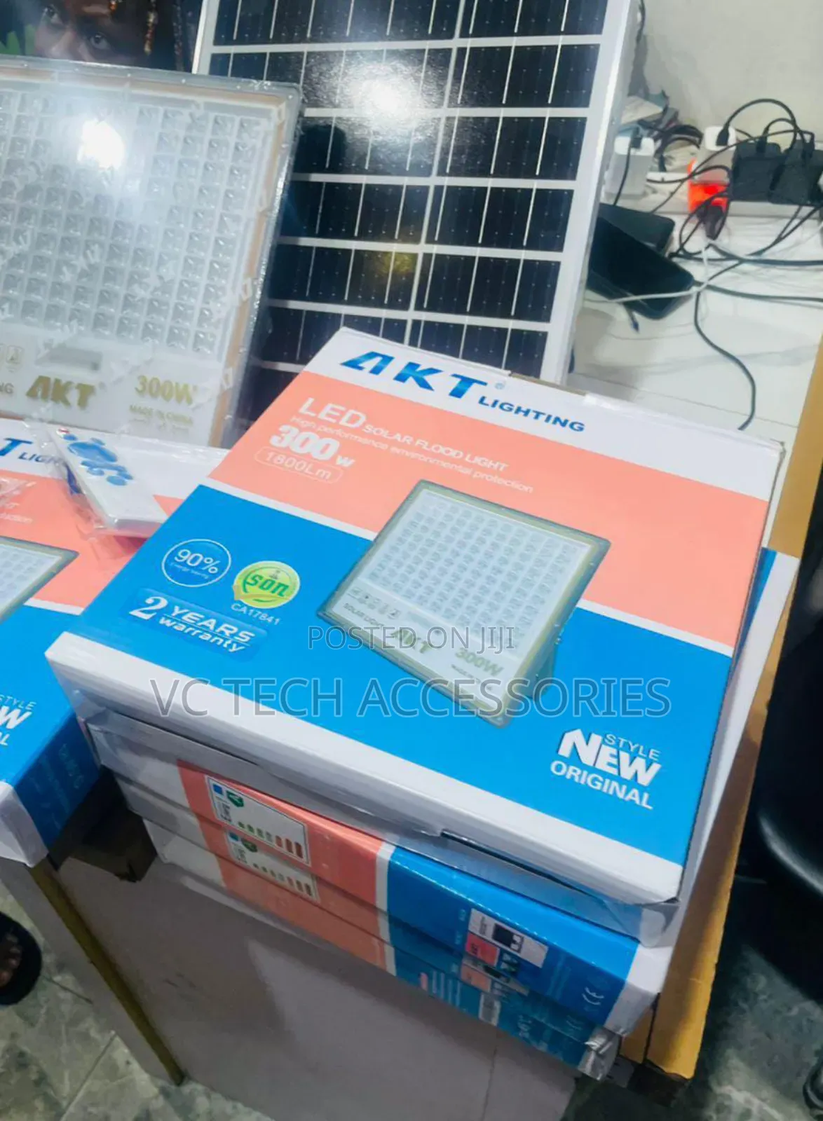 Akt Led Solar Flood Light
