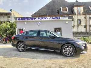Honda Accord Sport 2.0T 2022 Black