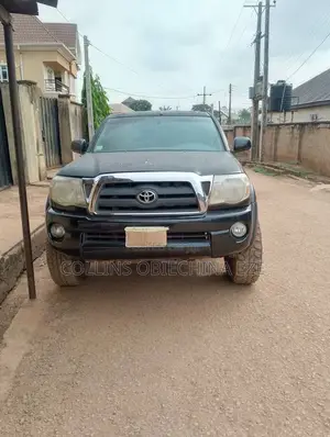 Toyota Tacoma Double Cab 4x2 PreRunner 4.0L V6 5-Speed Automatic 2013