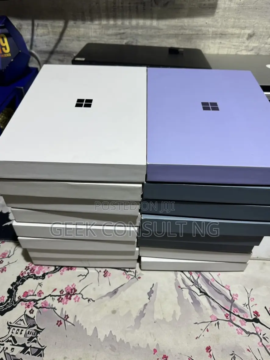 New Laptop Microsoft 16GB Qualcomm Snapdragon X Plus SSD 256GB