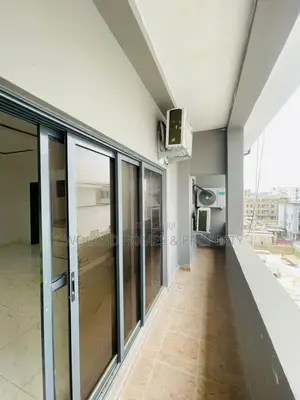 2bdrm Block of Flats in Lekki for rent