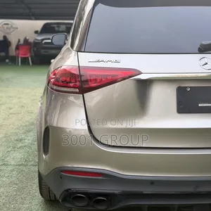 Mercedes-Benz GLE-Class 2022 Gold
