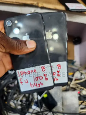 Apple iPhone 8 64 GB Black