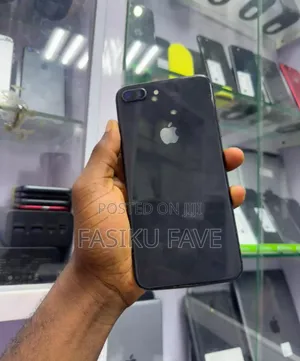 Apple iPhone 8 Plus 64 GB Black