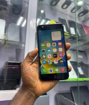 Apple iPhone 8 Plus 64 GB Black