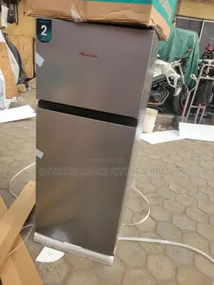 Hisense 205 Litres Refrigerator Top Freezer