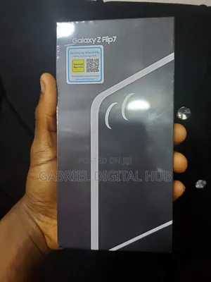 New Samsung Galaxy Z Flip7 256 GB Black