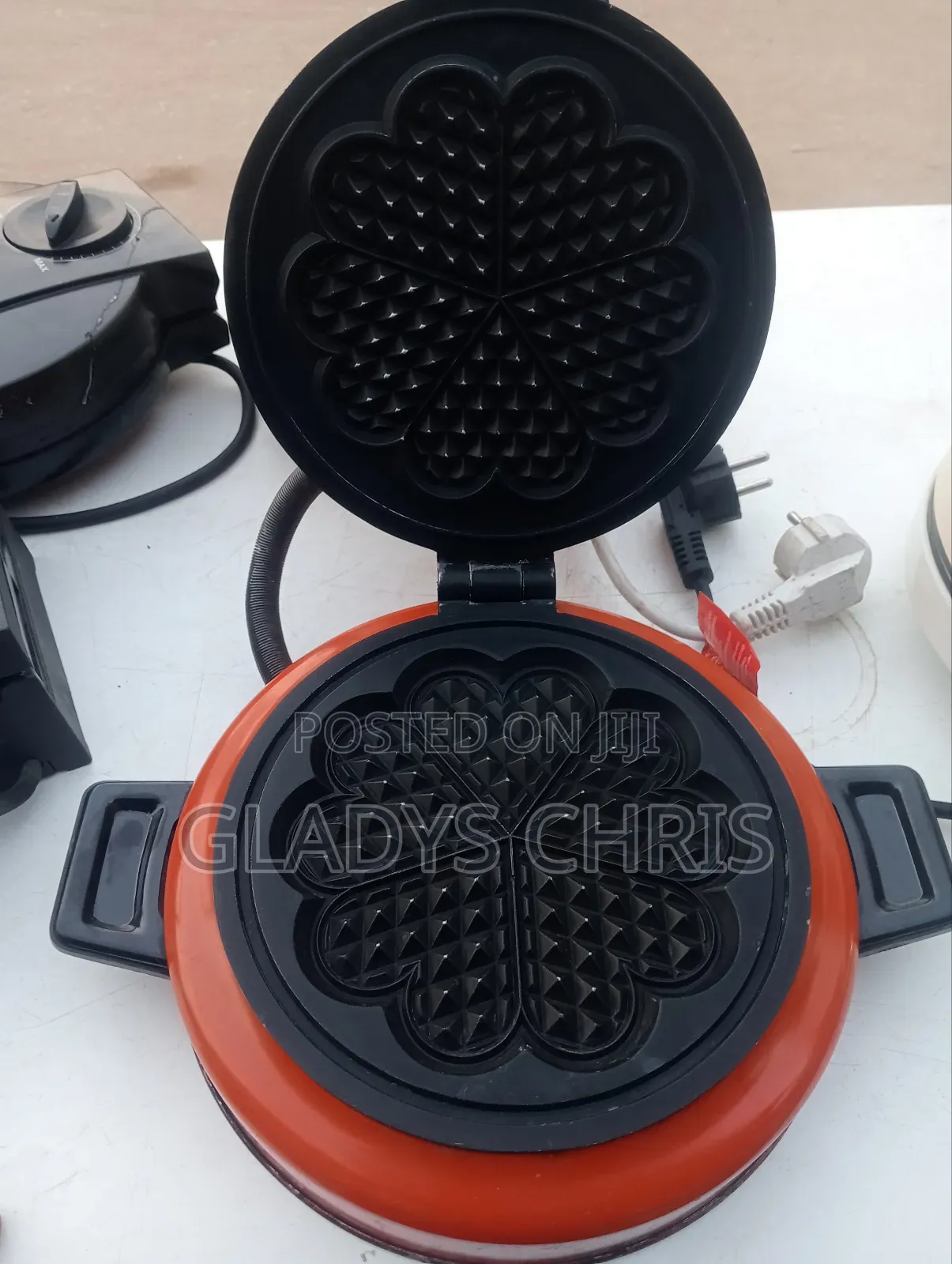 Waffle Maker/ Waffle Iron