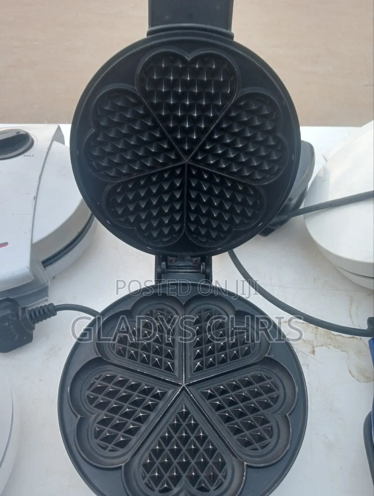 Waffle Maker/ Waffle Iron