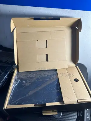 New Laptop MSI Katana 15 16GB Intel Core i7 SSD 1T