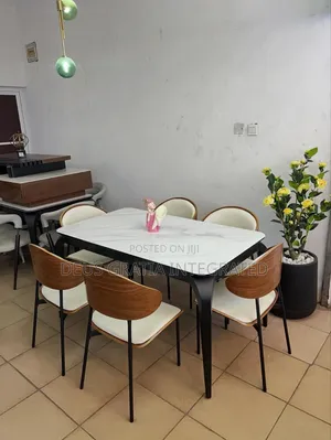 Marble Dining