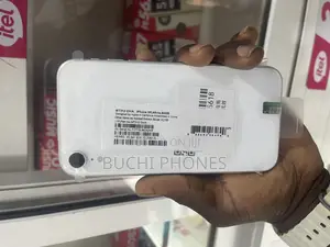 Apple iPhone XR 64 GB White