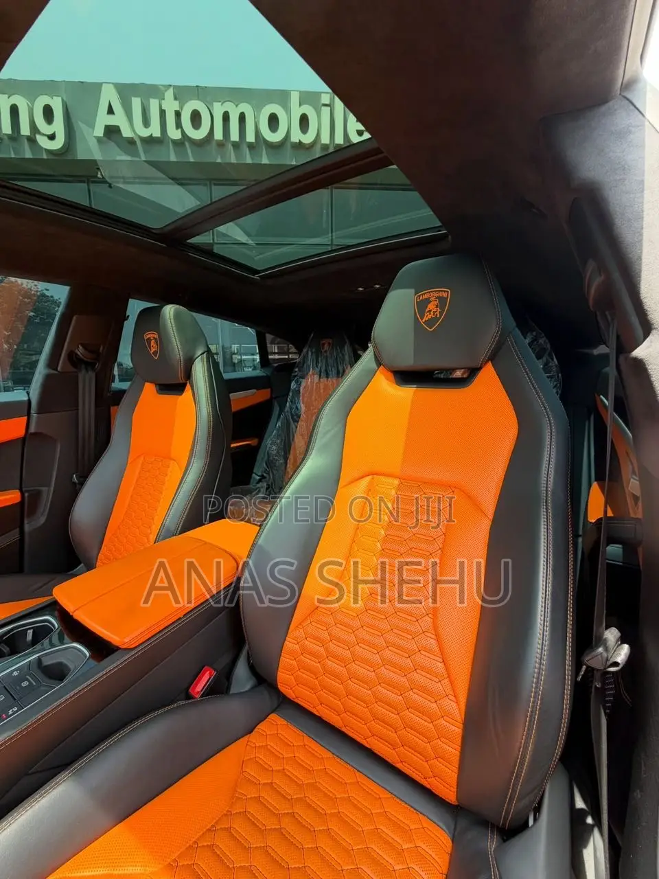 Lamborghini Urus 2022 Orange